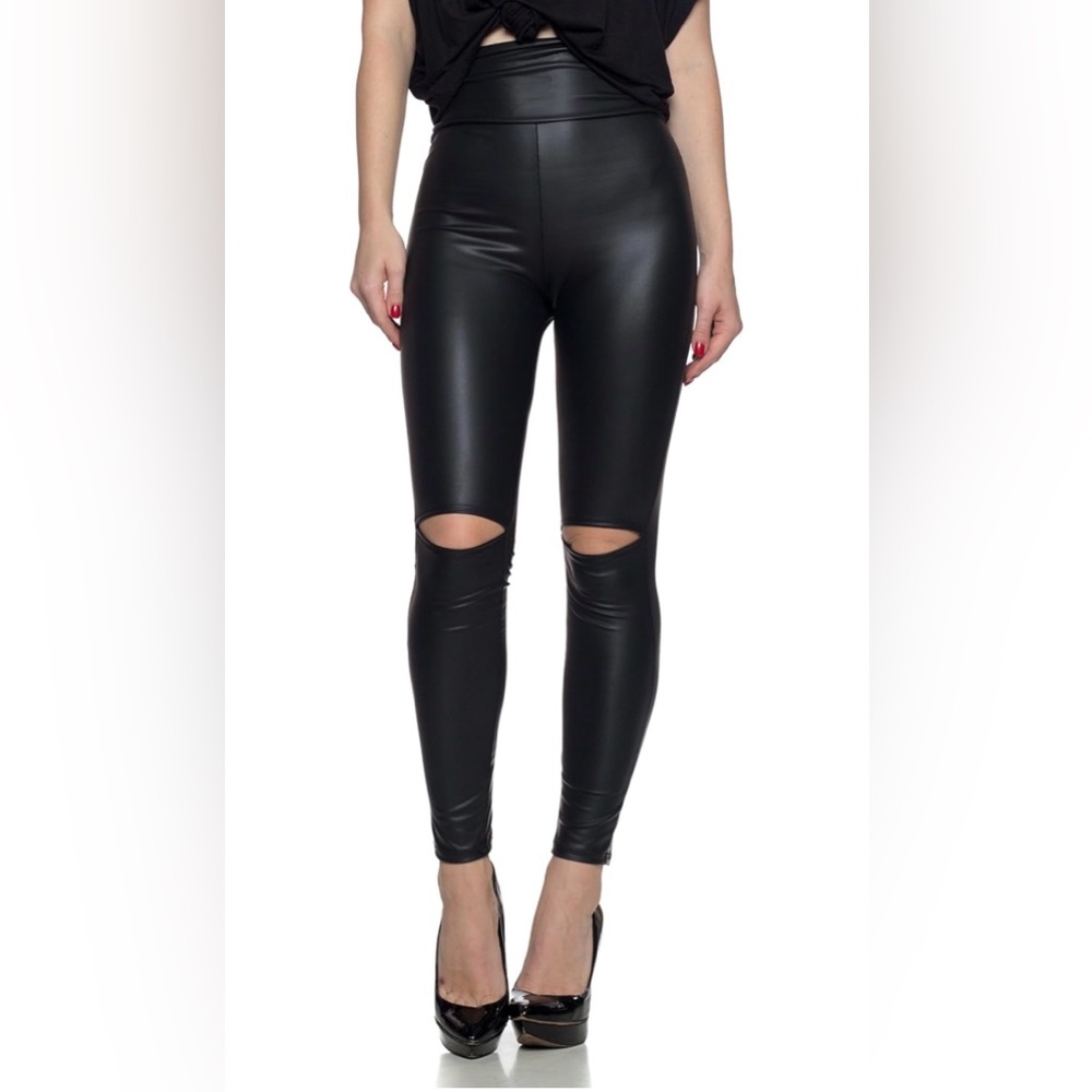 Chic Black Faux Leather Skirt
